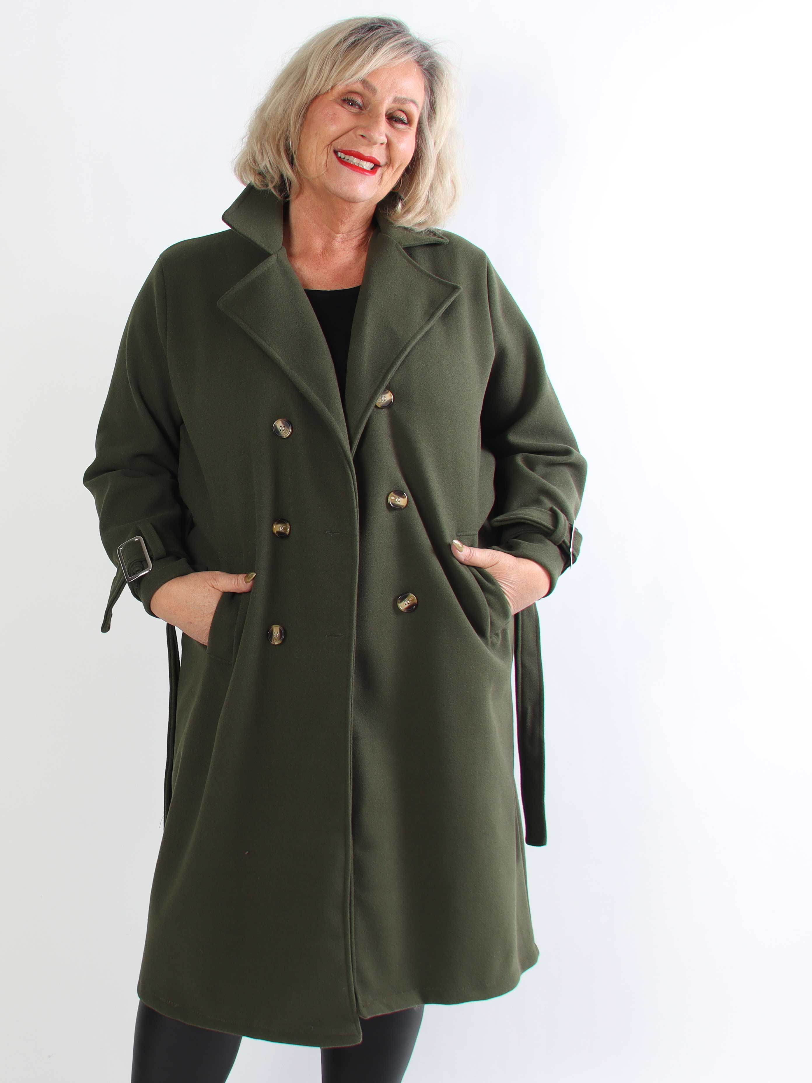 Sharpay Coat - Plus size trenchcoat med knytband